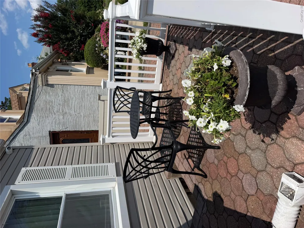 75 Maplewood Avenue Hempstead, NY 11550