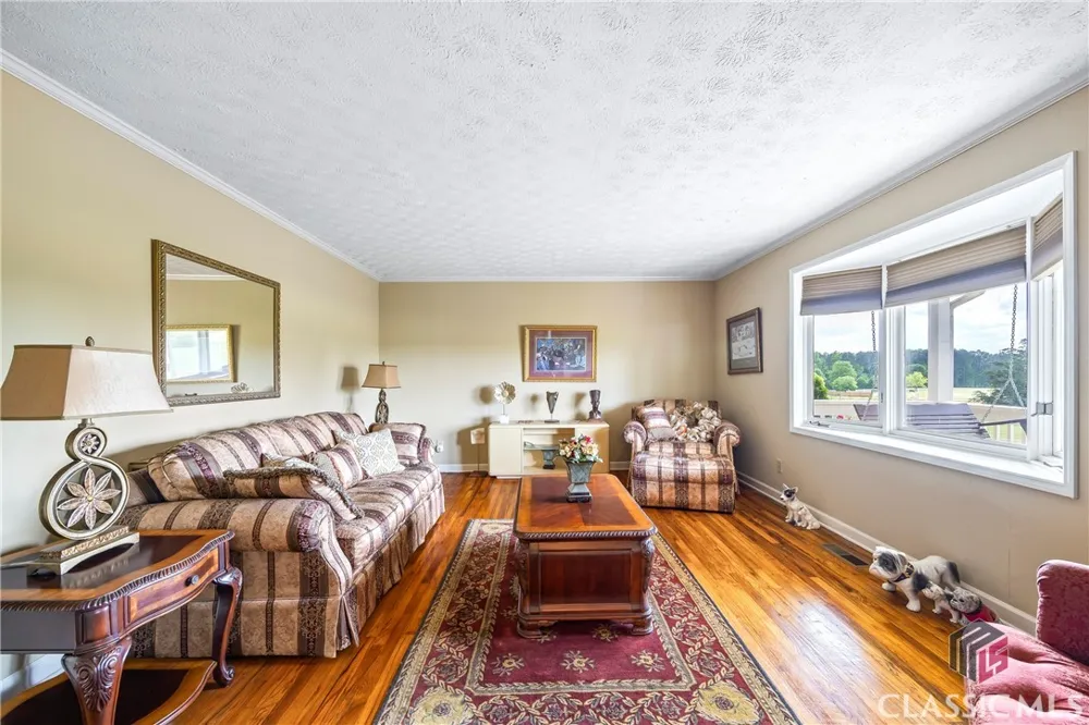1691 Snows Mill Road Bogart, GA 30622