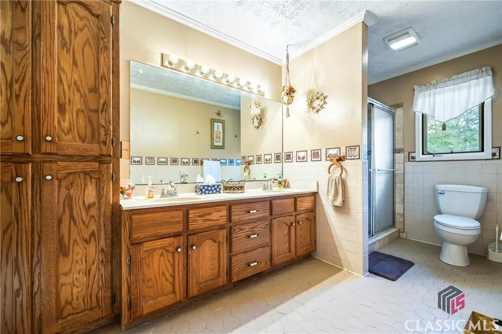 1691 Snows Mill Road Bogart, GA 30622