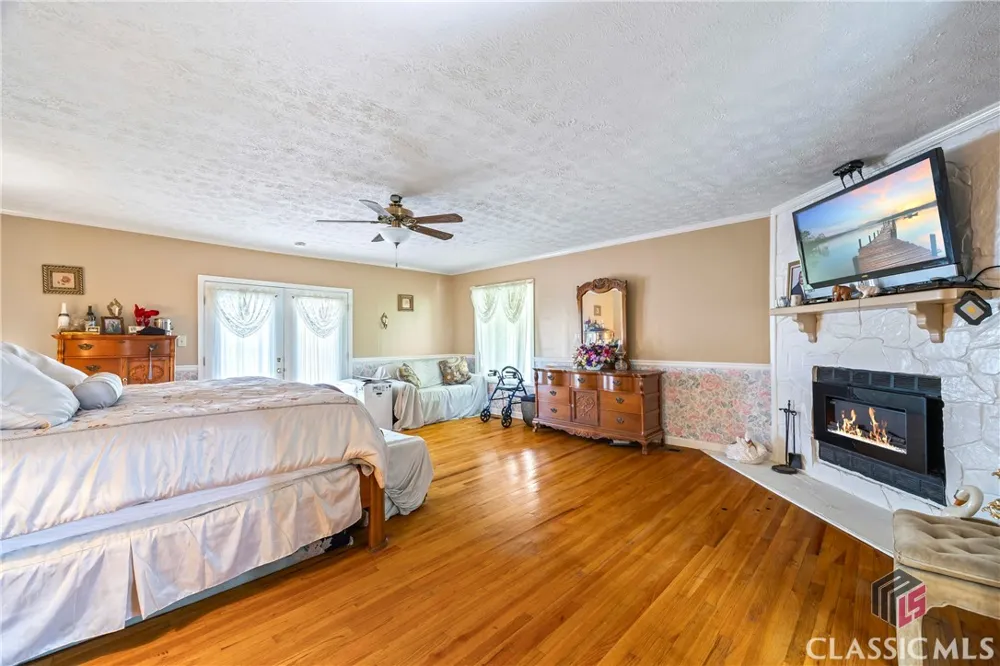 1691 Snows Mill Road Bogart, GA 30622