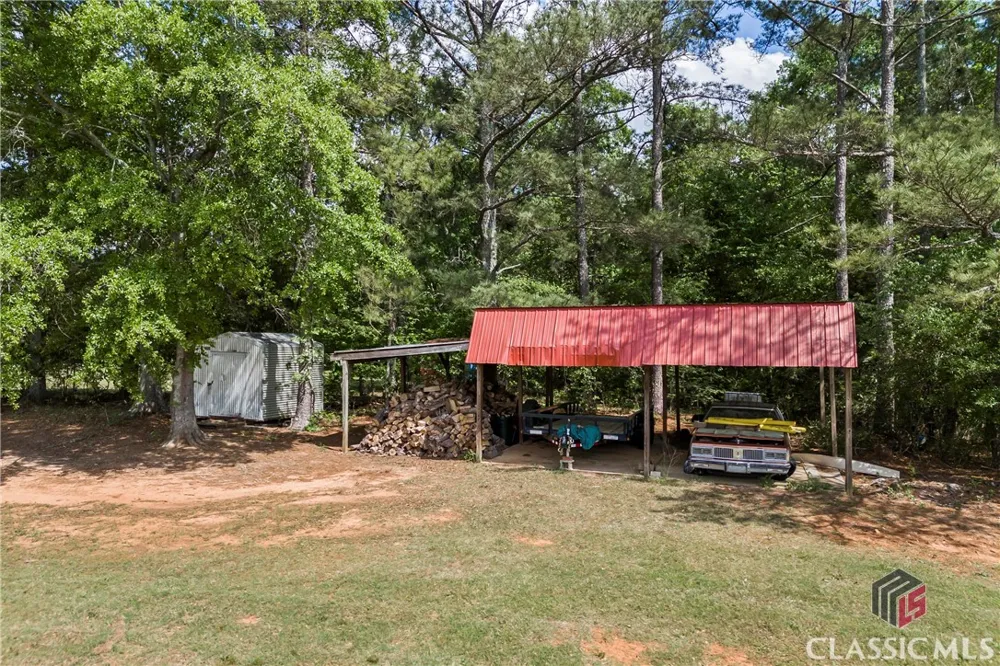 1691 Snows Mill Road Bogart, GA 30622