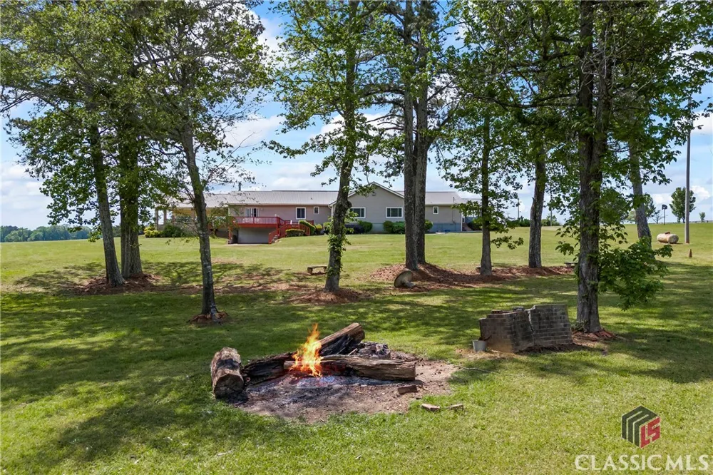 1691 Snows Mill Road Bogart, GA 30622