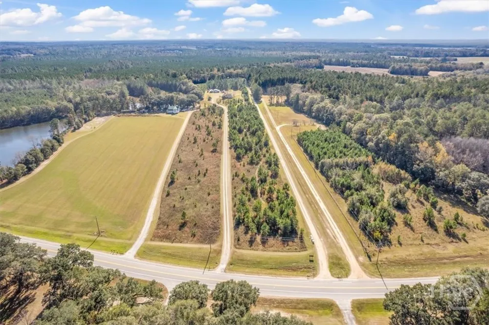 7458 Highway 119 S Ellabell, GA 31308