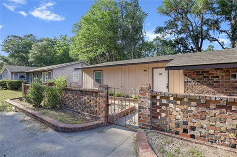 128 Cherokee Cir