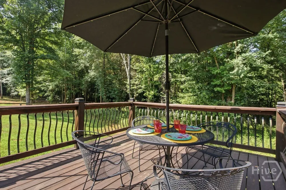 271 Oxmoor Close Winterville, GA 30683