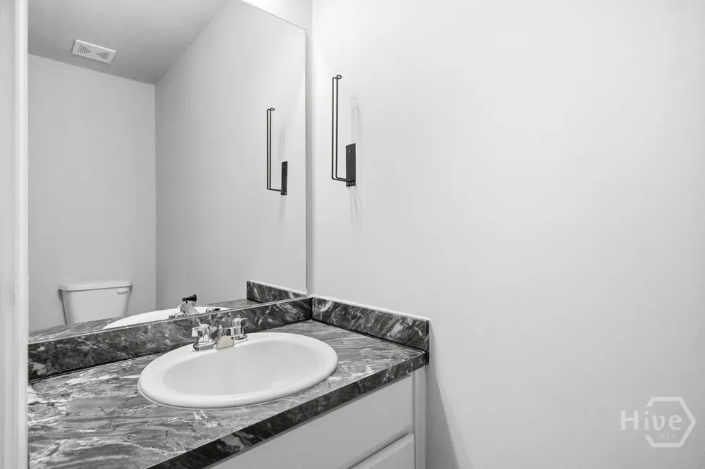 271 Oxmoor Close Winterville, GA 30683