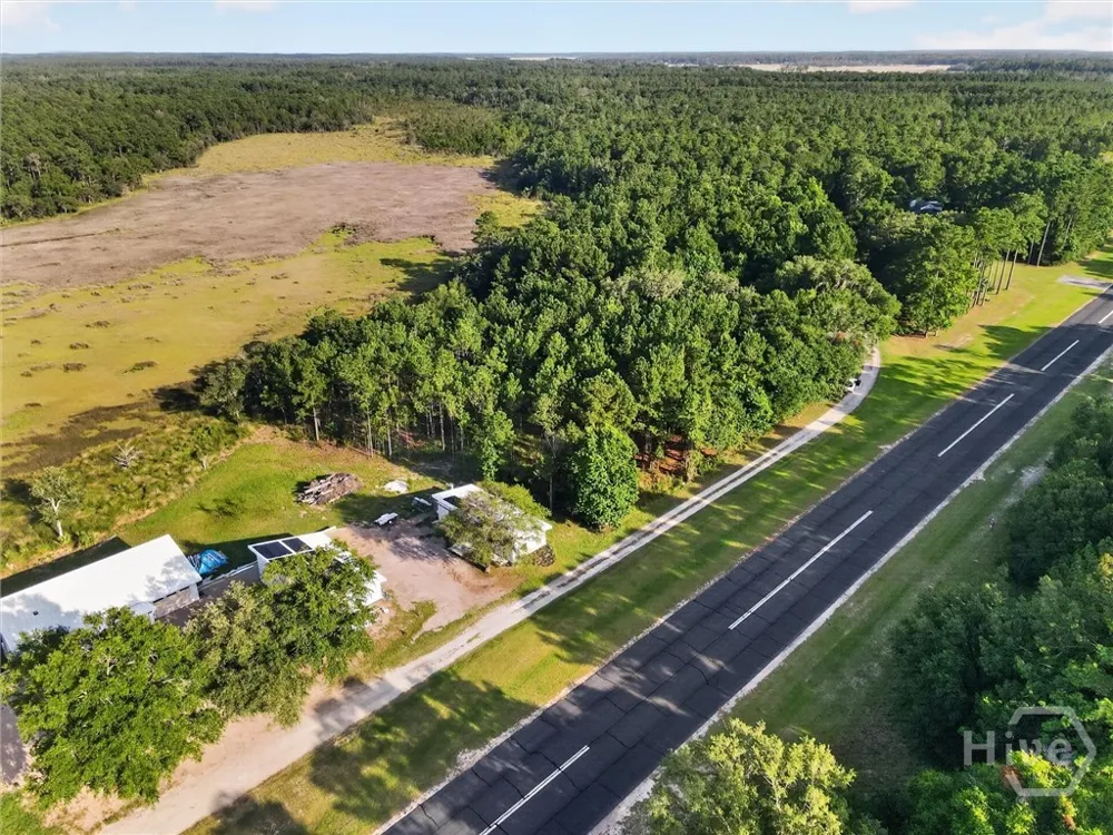 23 Barnstorm Road NE Townsend, GA 31331
