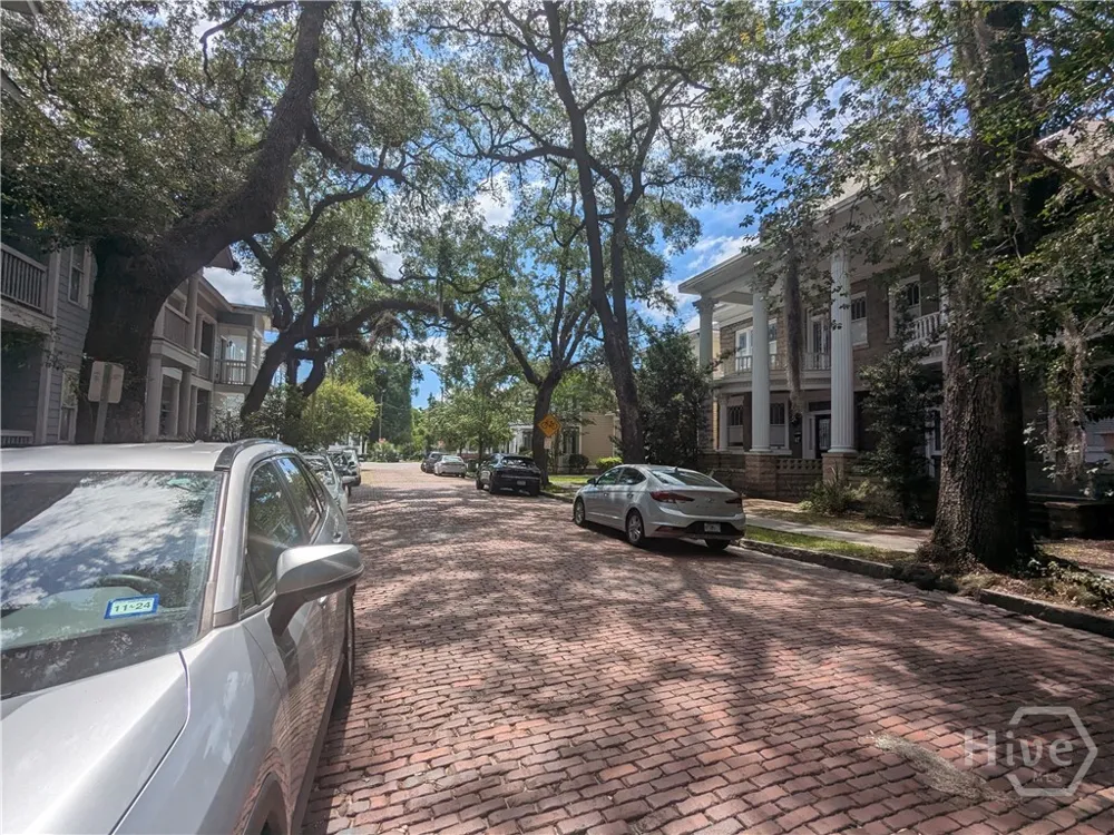 316 E 31st Street Savannah, GA 31401