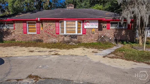 110 E Derenne Avenue