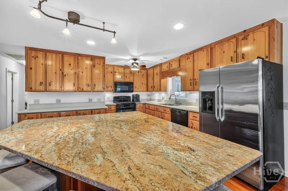 1014 Sea Way NE Townsend, GA 31331