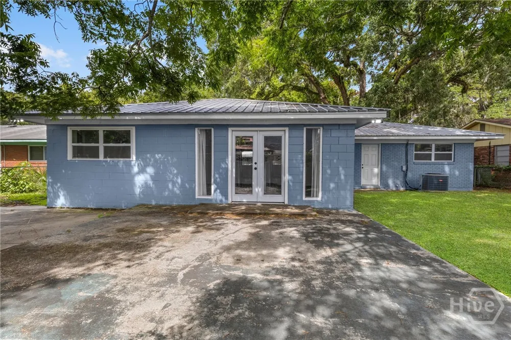 2820 Wolfe Street Brunswick, GA 31520