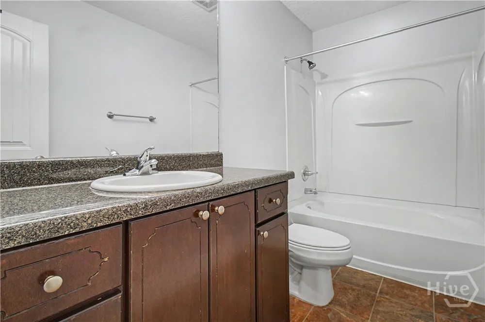 115 Cutters  Gap SE Ludowici, GA 31316