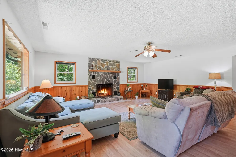 562 Sunny Lane Marble, NC 28905