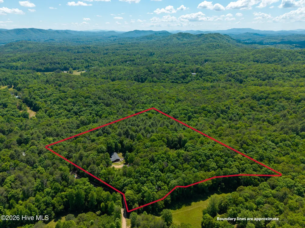 562 Sunny Lane Marble, NC 28905