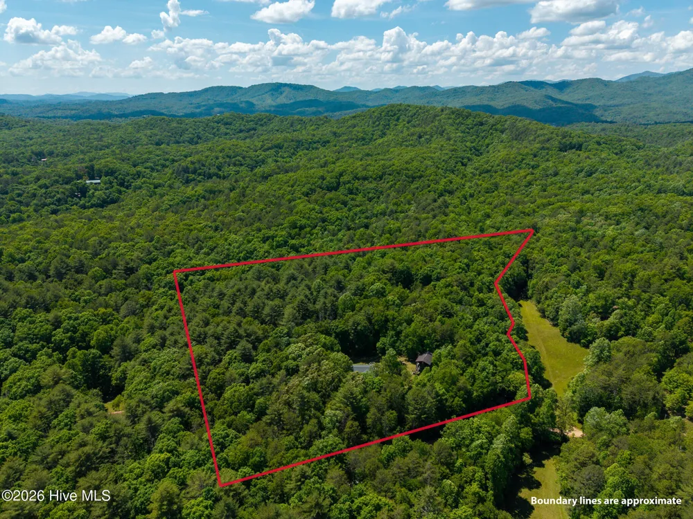 562 Sunny Lane Marble, NC 28905