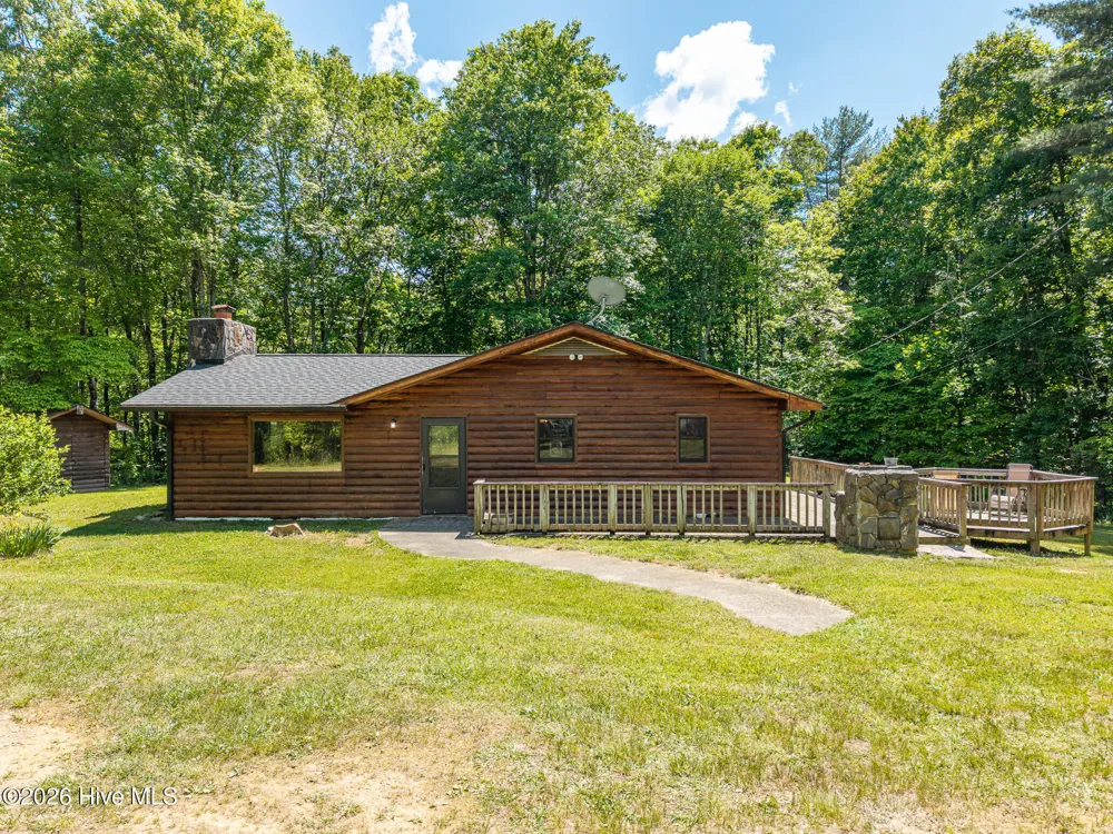 562 Sunny Lane Marble, NC 28905