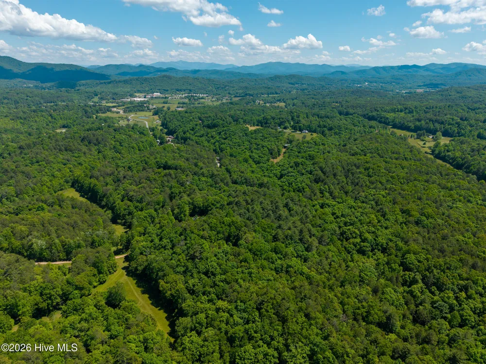 562 Sunny Lane Marble, NC 28905