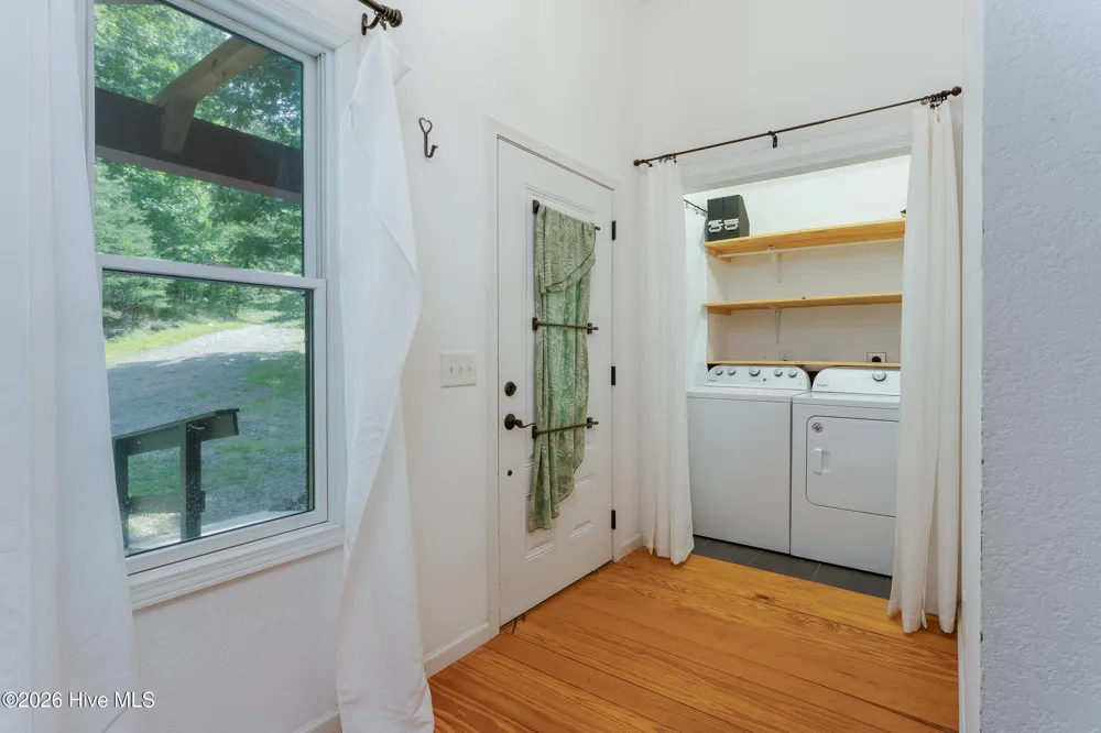 167 Brasstown View Brasstown, NC 28902