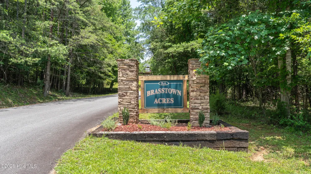 167 Brasstown View Brasstown, NC 28902