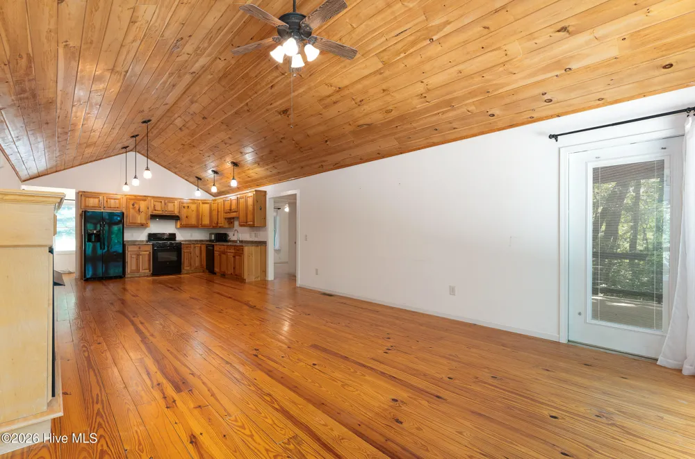 167 Brasstown View Brasstown, NC 28902