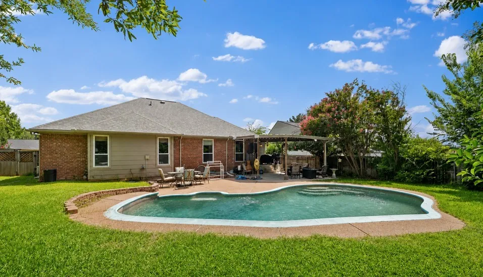 6705 Fair Oaks Drive North Richland Hills, TX 76182