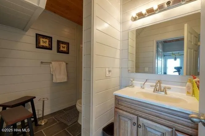 628 Madison Lane Brasstown, NC 28902