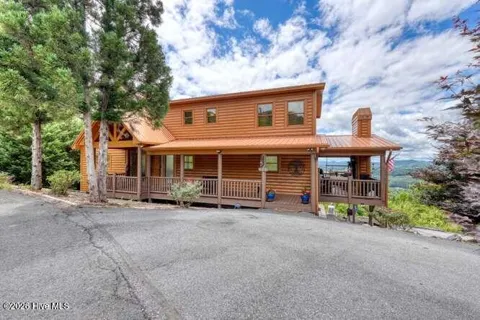 628 Madison Lane
