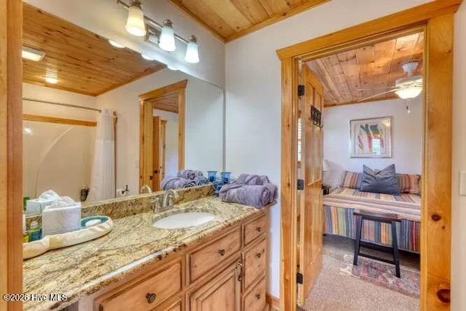 628 Madison Lane Brasstown, NC 28902