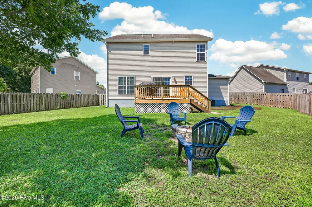 107 Dillard Lane Richlands, NC 28574