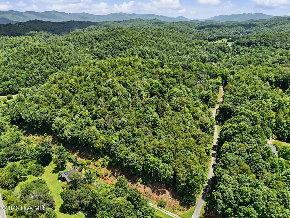 59 Hunter Rock Ridge Marble, NC 28905