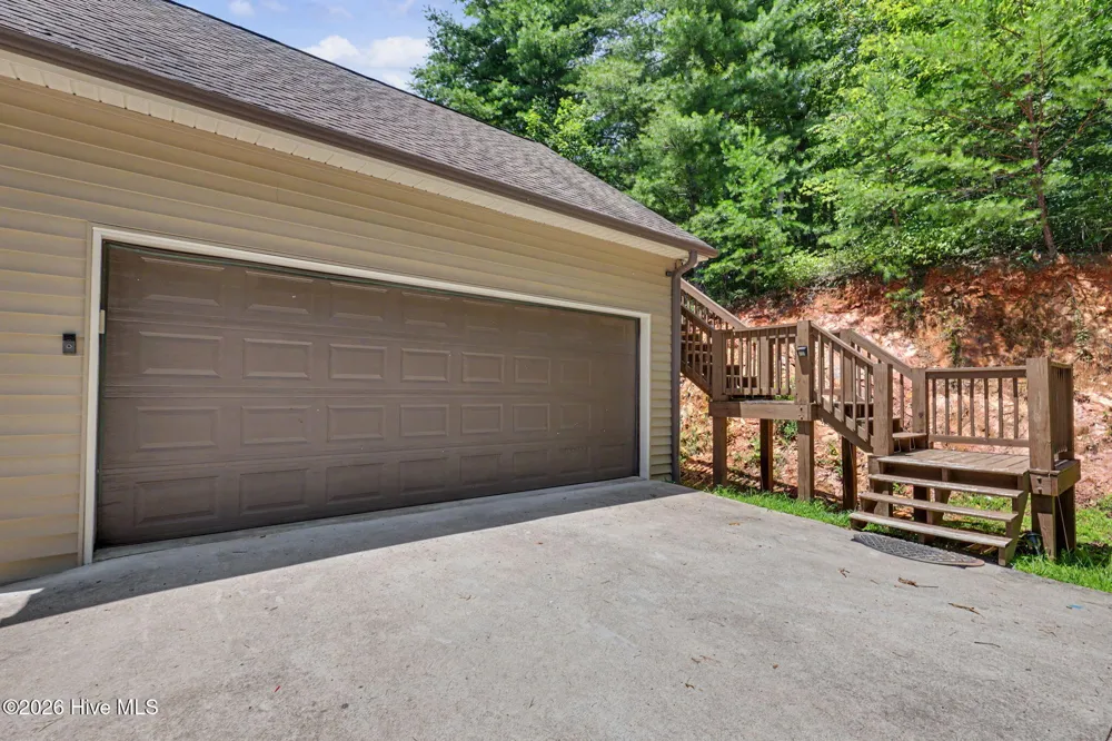 59 Hunter Rock Ridge Marble, NC 28905
