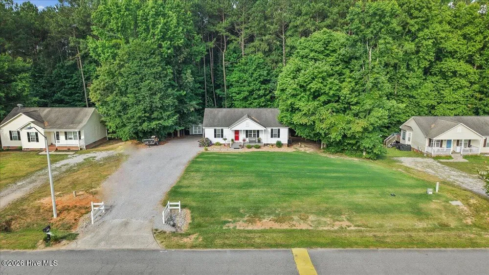618 Lockwood Drive Clayton, NC 27527