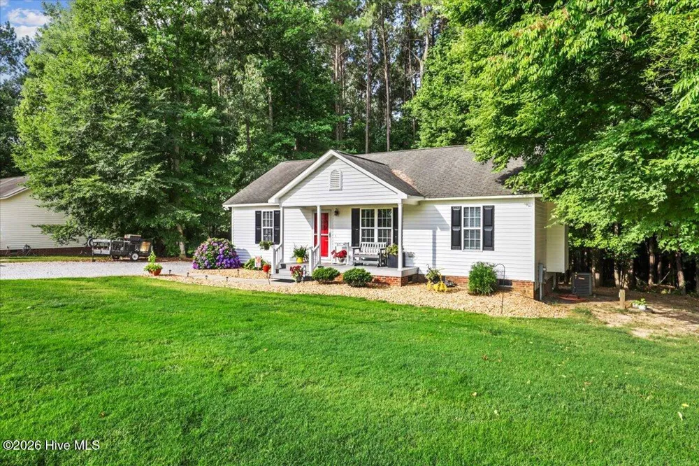 618 Lockwood Drive Clayton, NC 27527