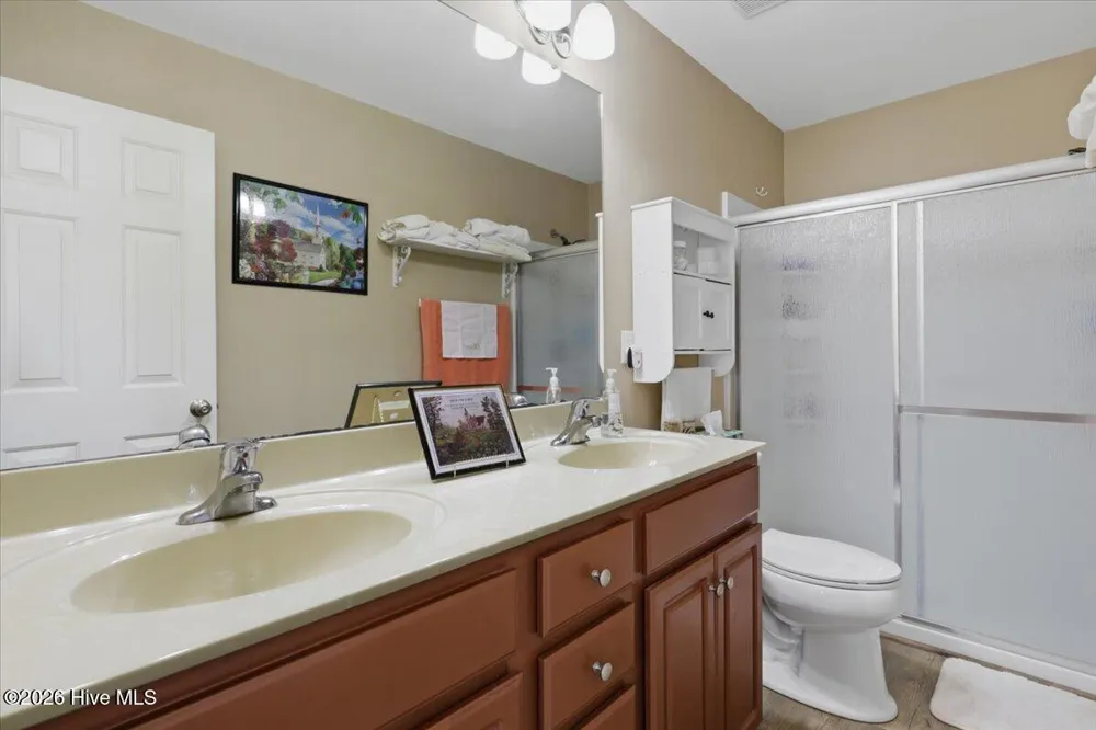 618 Lockwood Drive Clayton, NC 27527