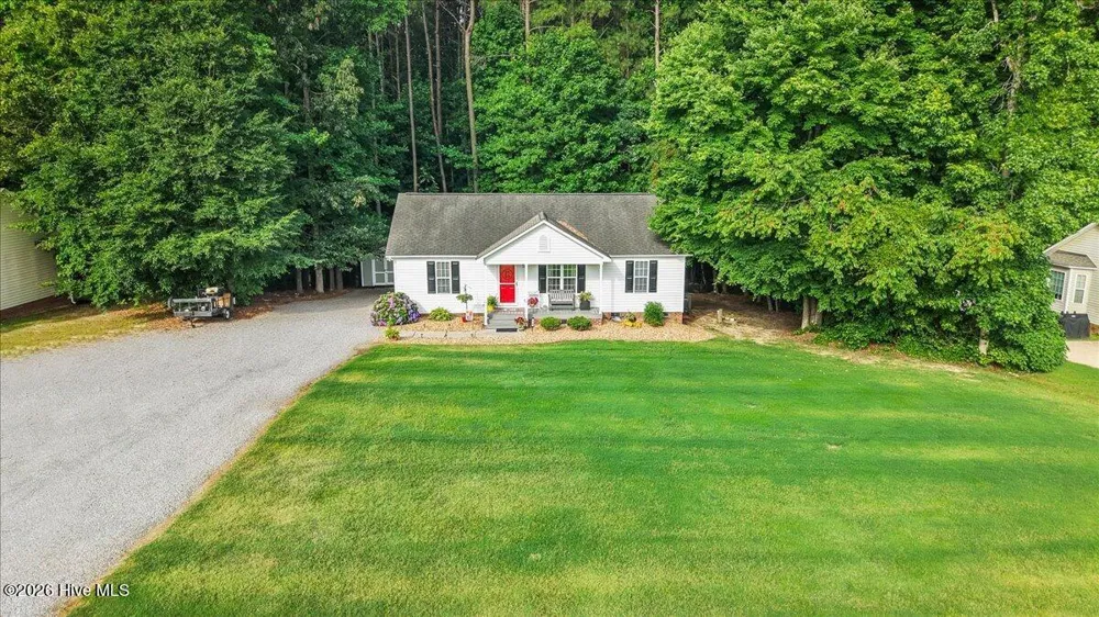 618 Lockwood Drive Clayton, NC 27527