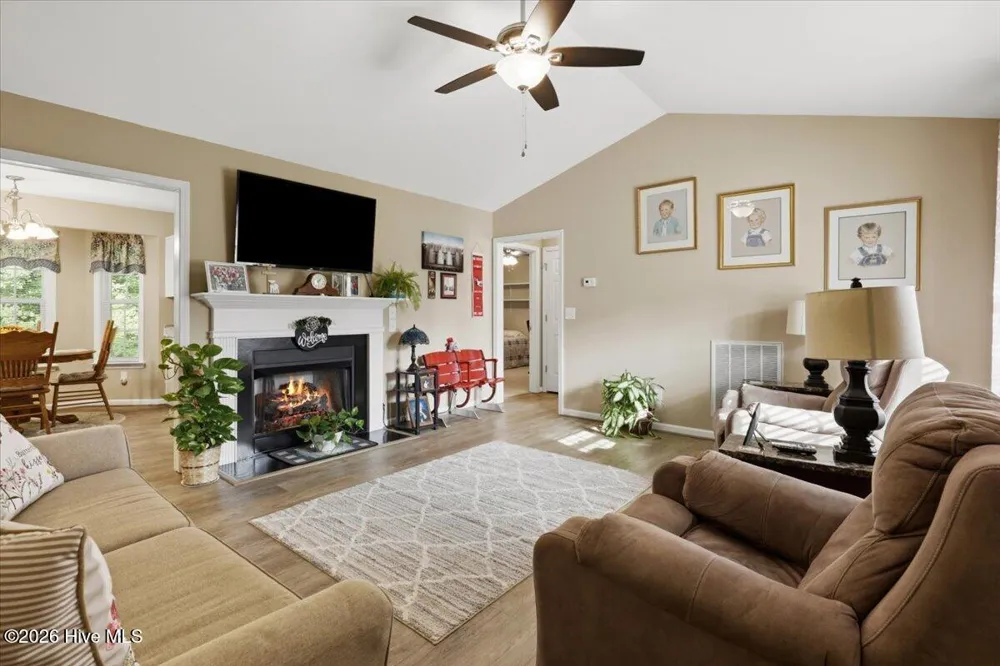 618 Lockwood Drive Clayton, NC 27527