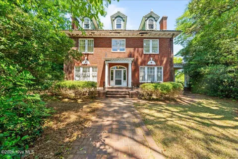 807 Fayetteville Road