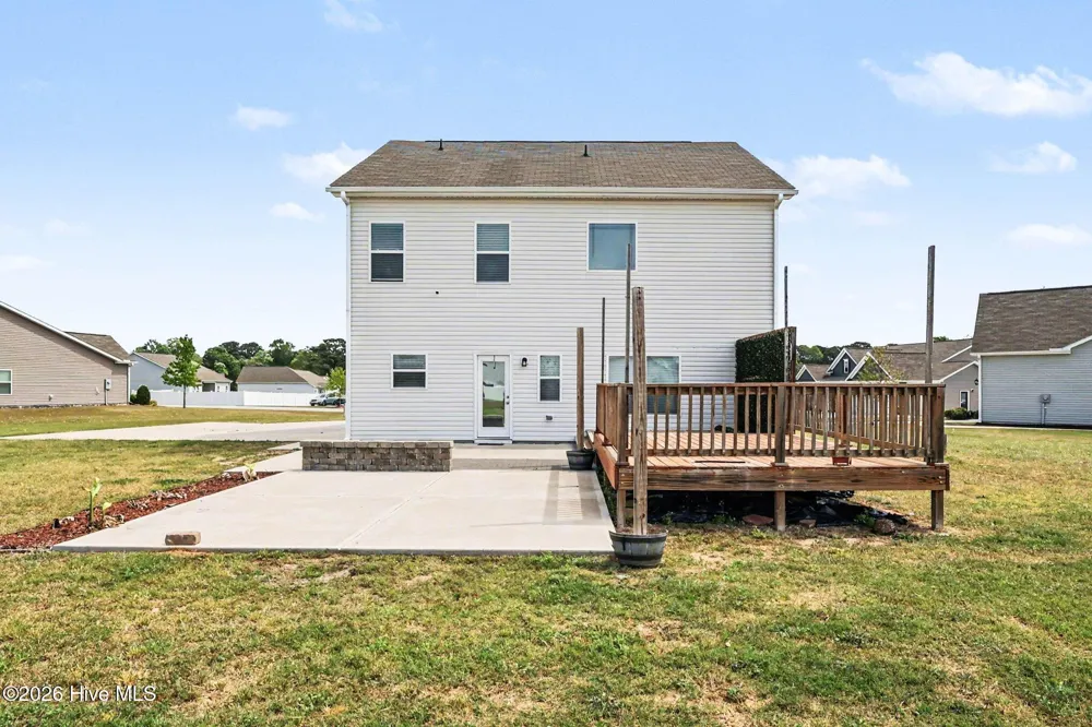 228 Monroe Fields Drive Benson, NC 27504
