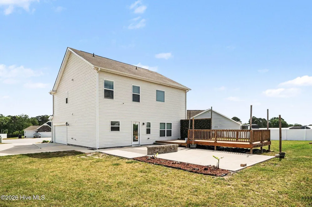 228 Monroe Fields Drive Benson, NC 27504