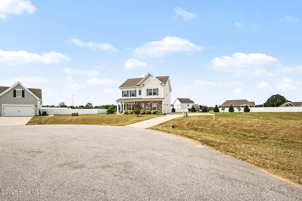 228 Monroe Fields Drive Benson, NC 27504