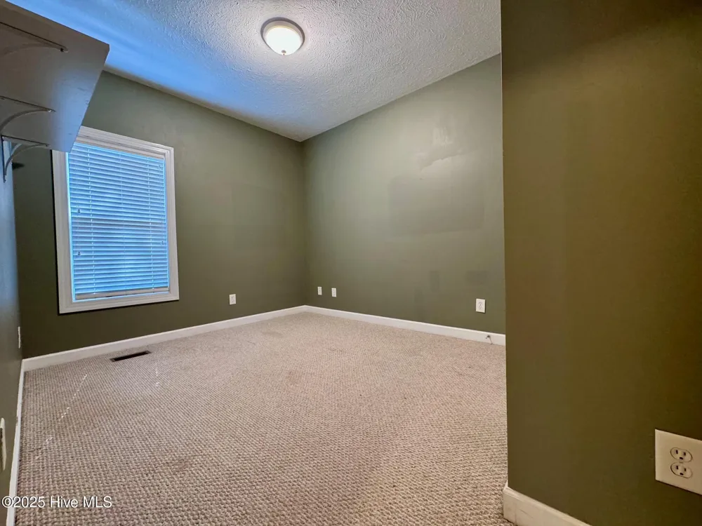 111 Michael Lane Aberdeen, NC 28315