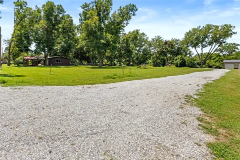 1 Saltsman Lane