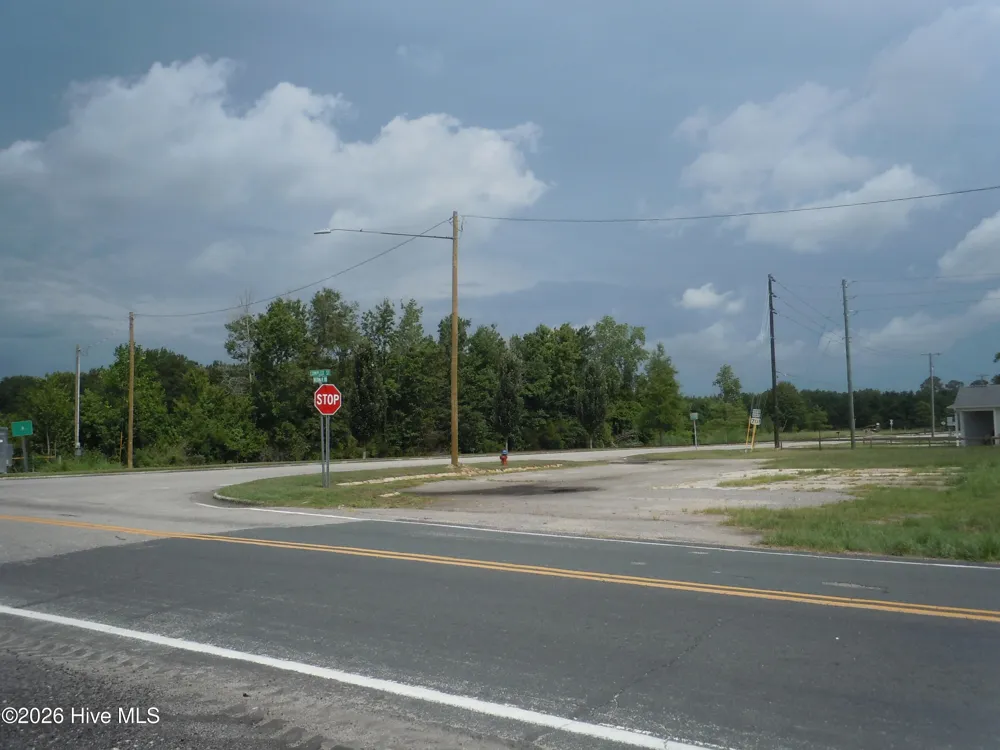 915 Hickman Road Tabor City, NC 28463