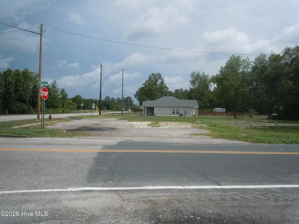 915 Hickman Road Tabor City, NC 28463
