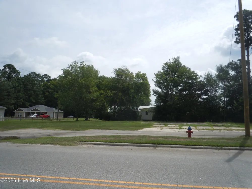 915 Hickman Road Tabor City, NC 28463
