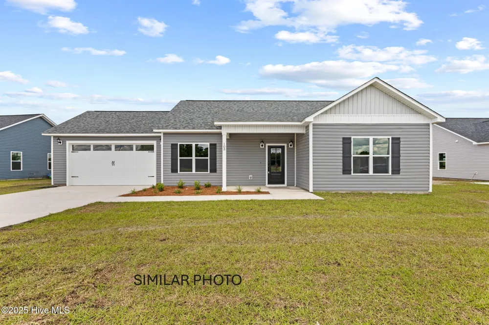 406 Wade Drive Richlands, NC 28574