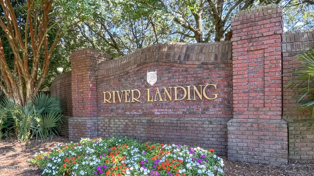 185 Red Berry Drive Wallace, NC 28466