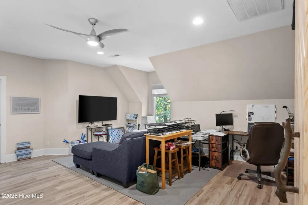 185 Red Berry Drive Wallace, NC 28466