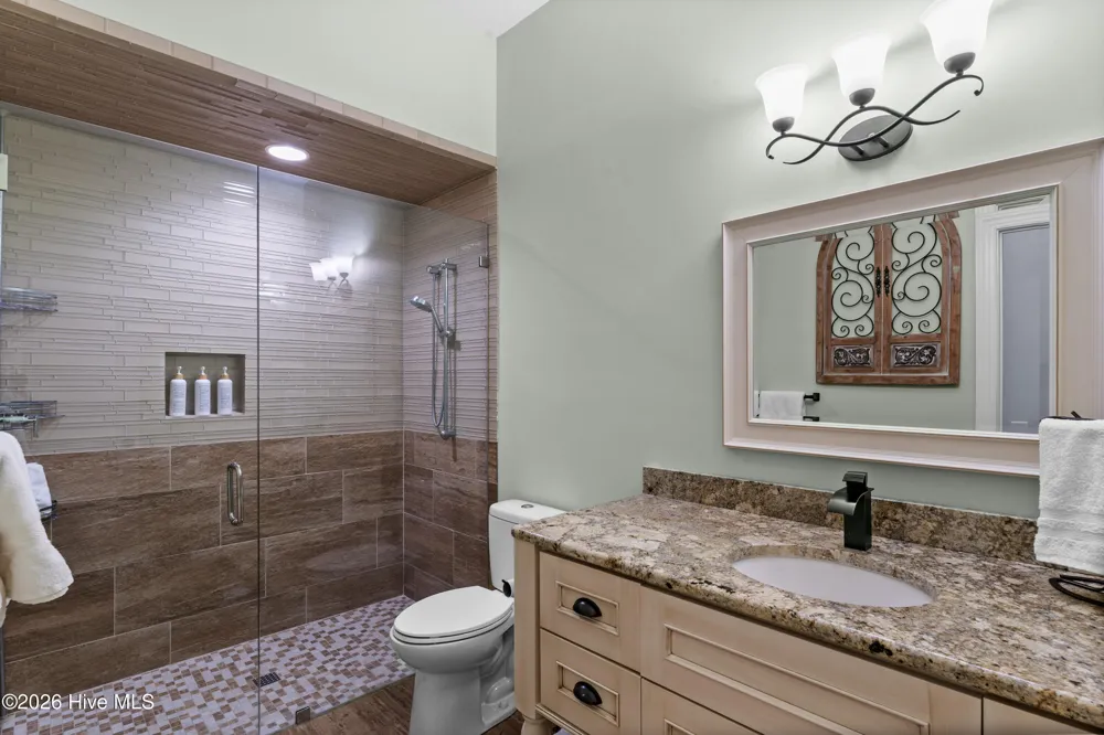 185 Red Berry Drive Wallace, NC 28466
