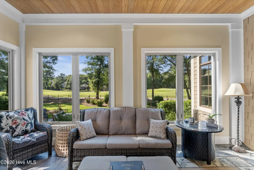 185 Red Berry Drive Wallace, NC 28466